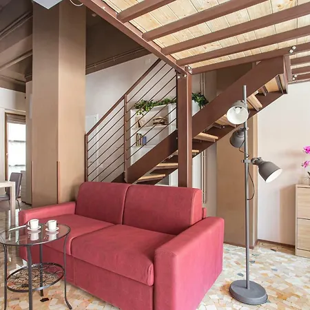 Madonna Granda Loft By Welc טרוויסו