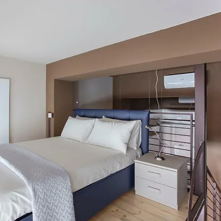 Апартаменты Madonna Granda Loft By Welc Тревизо