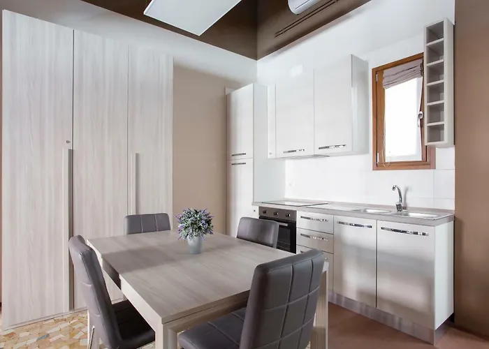 Madonna Granda Loft By Welc Apartman